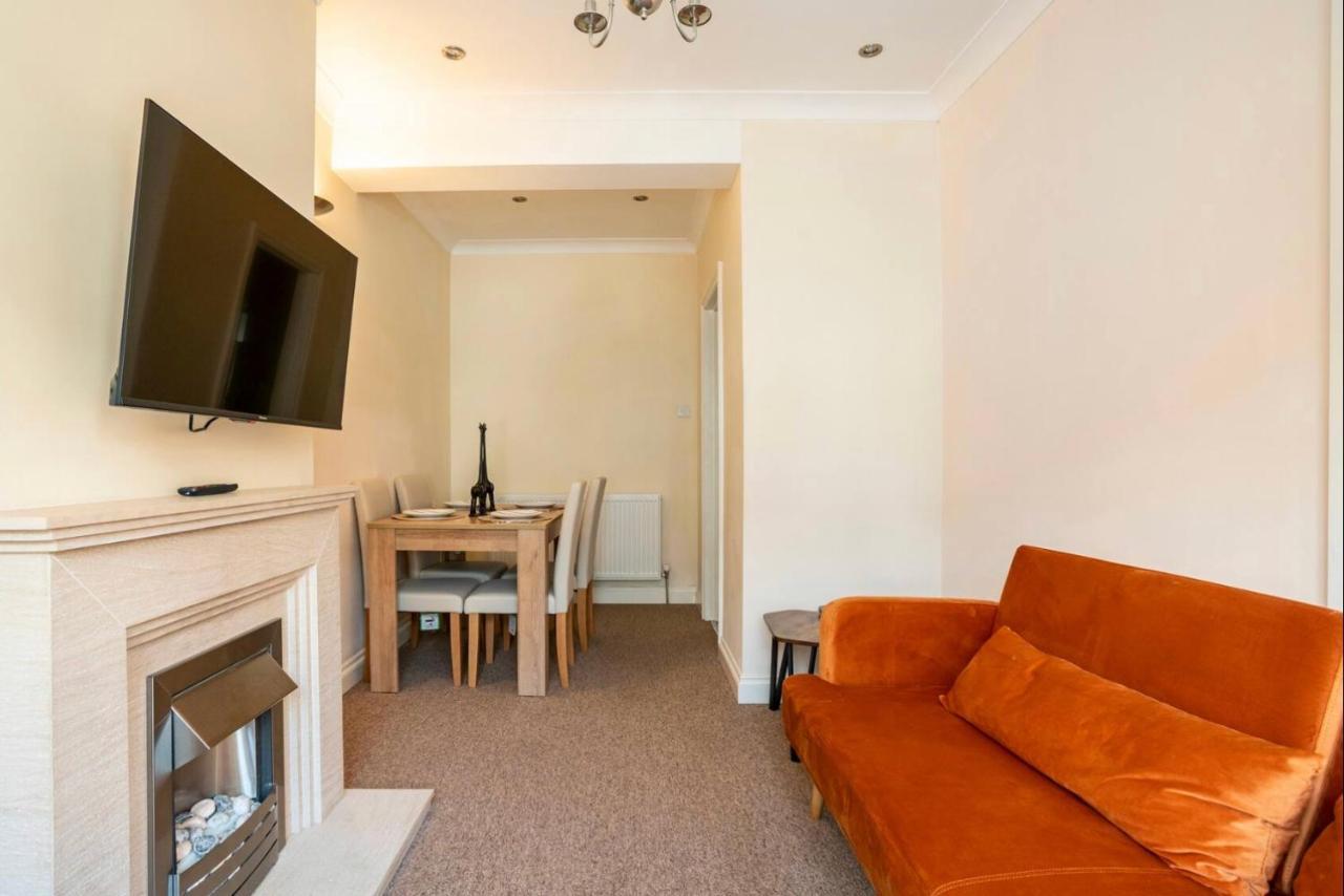 2 Bed Terraced House With Loft In Stratford London Βίλα Εξωτερικό φωτογραφία